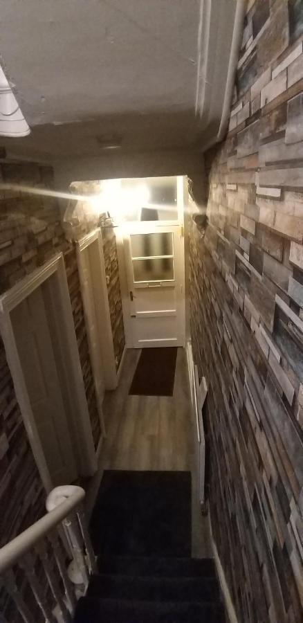 St. James Street Townhouse Belfast Dış mekan fotoğraf
