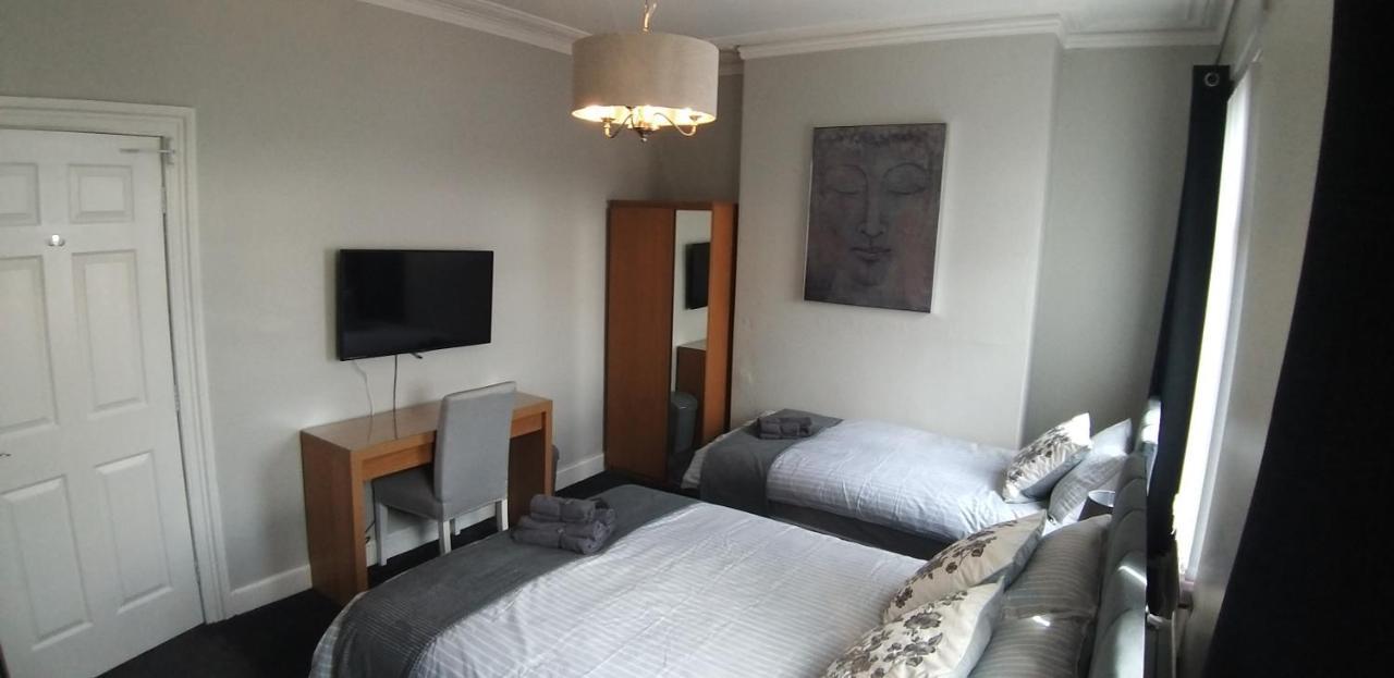 St. James Street Townhouse Belfast Dış mekan fotoğraf